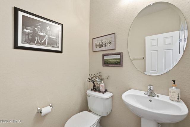 3653 E ZACHARY Drive, Phoenix, AZ 85050