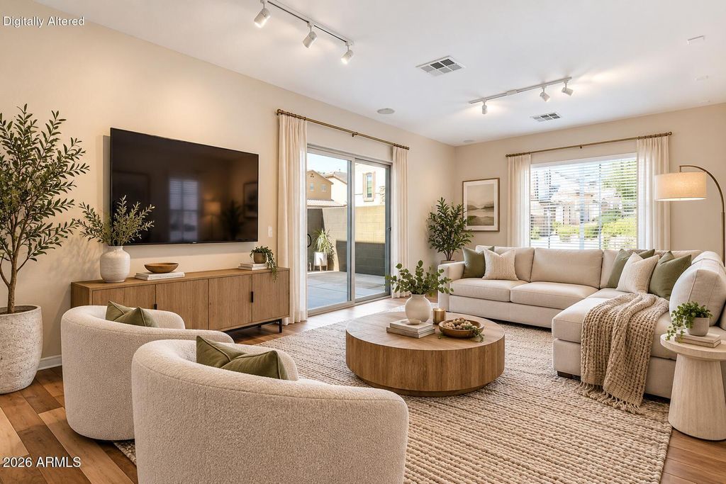 3653 E ZACHARY Drive, Phoenix, AZ 85050 — photo 3