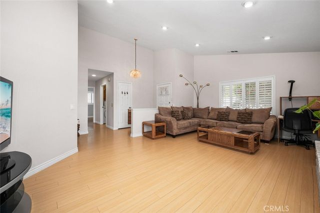 13402 Wentworth Street, Arleta, CA 91331