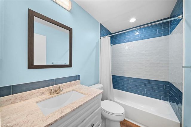 4779 lakewood BLVD h1, Naples, FL 34112