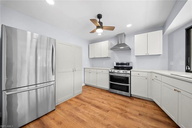 4779 lakewood BLVD h1, Naples, FL 34112