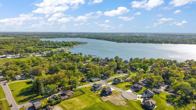 13523 Beach Place, Cedar Lake, IN 46303