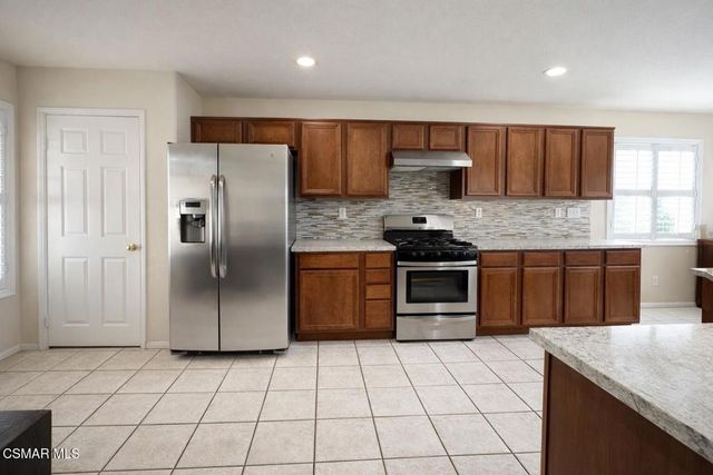 28318 Millbrook Place, Castaic, CA 91384