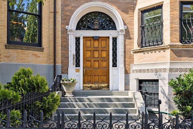 414 Beacon Street 5, Boston, MA 02115