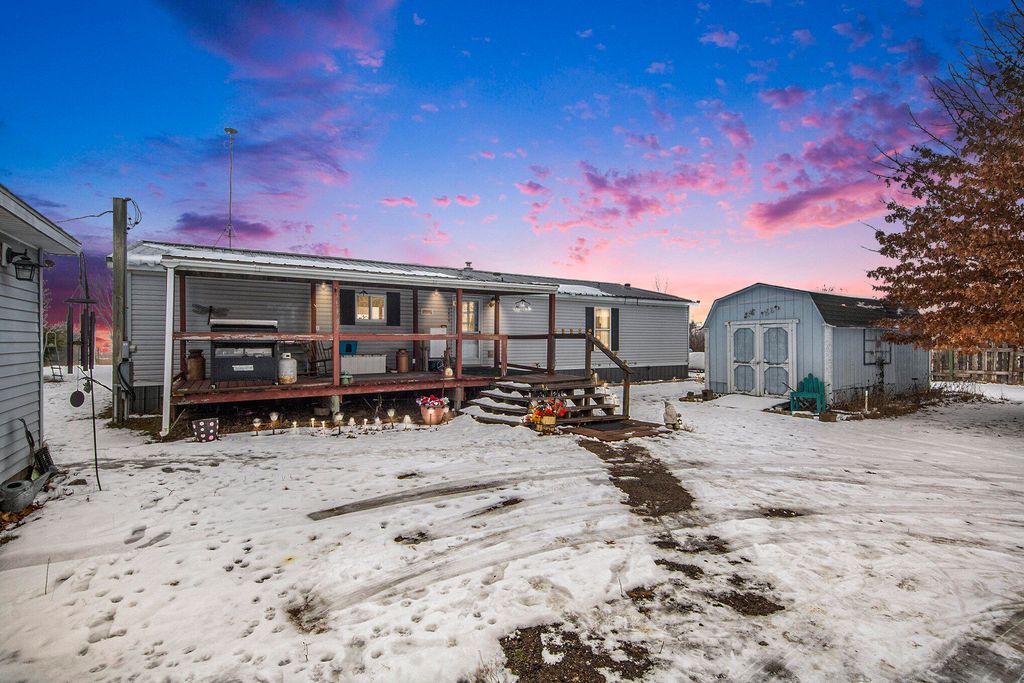 5616 Tanglewood Trail, Sidney, MI 48885