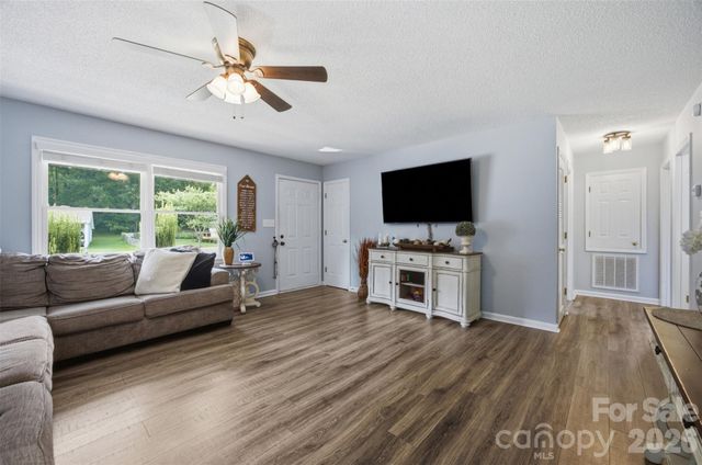 165 Obrien Place SW, Concord, NC 28025