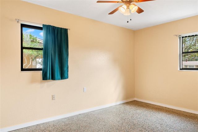 330 DAKOTA AVENUE, St Cloud, FL 34769