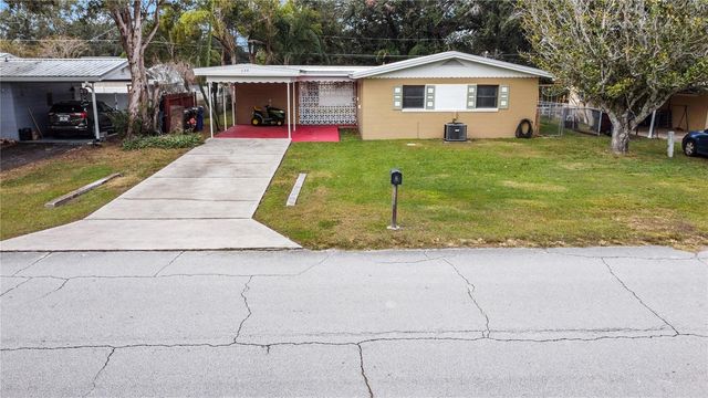 330 DAKOTA AVENUE, St Cloud, FL 34769
