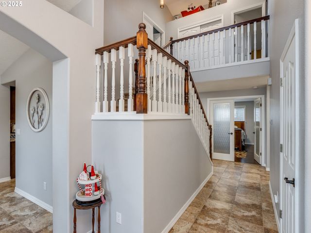 19585 GLENVIEW Ct, Oregon City, OR 97045