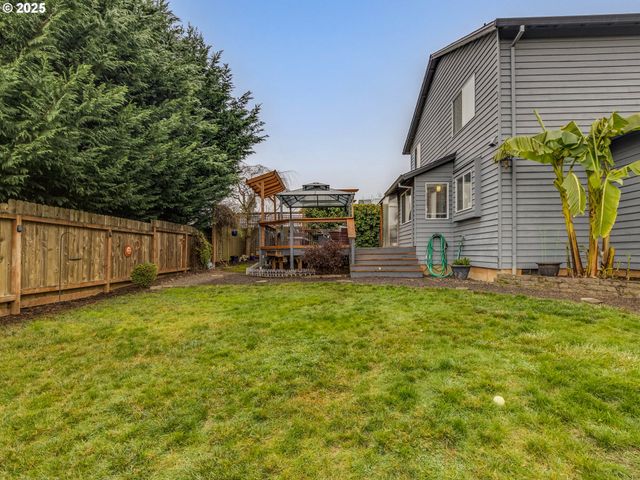 19585 GLENVIEW Ct, Oregon City, OR 97045