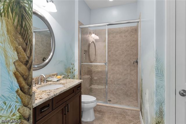 8065 Players Cove DR 202, Naples, FL 34113