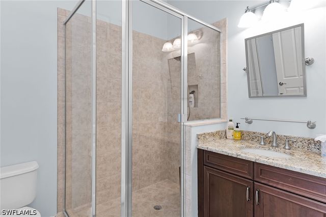 8065 Players Cove DR 202, Naples, FL 34113