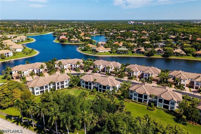 8065 Players Cove DR 202, Naples, FL 34113