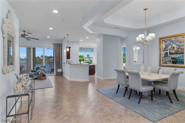 8065 Players Cove DR 202, Naples, FL 34113