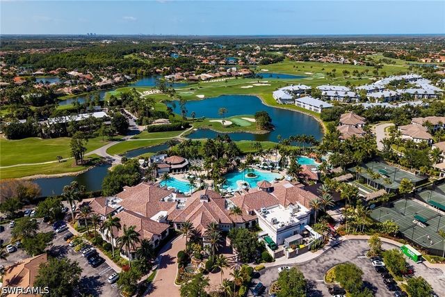 8065 Players Cove DR 202, Naples, FL 34113