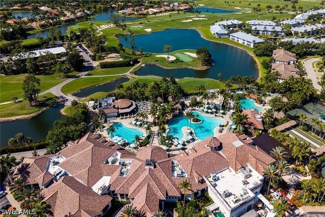 8065 Players Cove DR 202, Naples, FL 34113