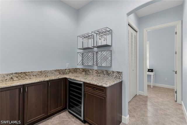 8065 Players Cove DR 202, Naples, FL 34113