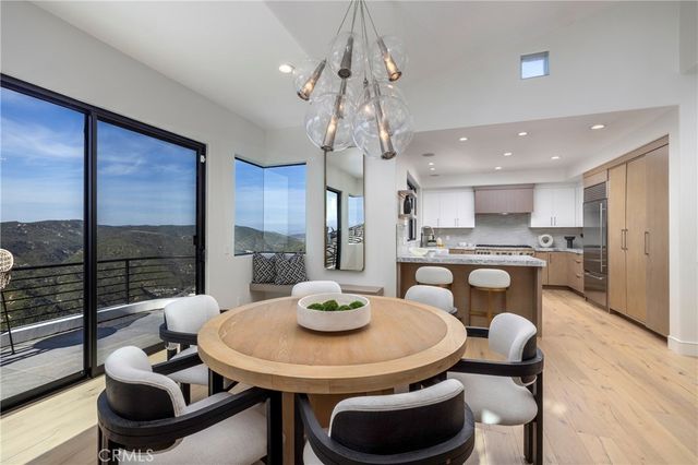 1425 Skyline Drive, Laguna Beach, CA 92651