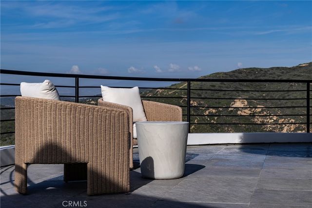 1425 Skyline Drive, Laguna Beach, CA 92651