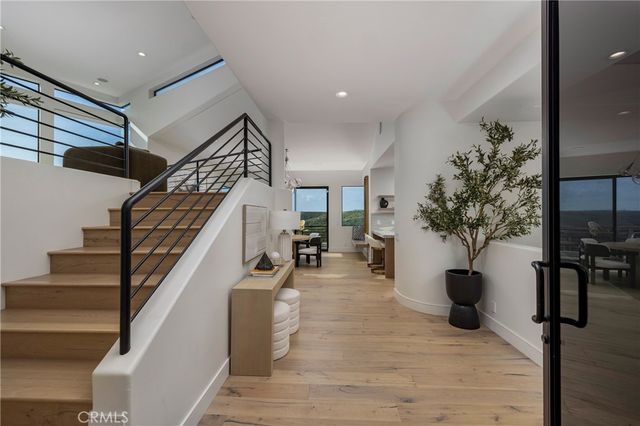 1425 Skyline Drive, Laguna Beach, CA 92651