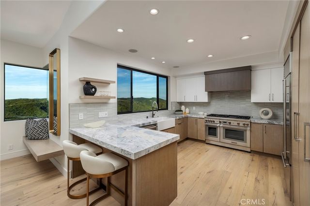 1425 Skyline Drive, Laguna Beach, CA 92651