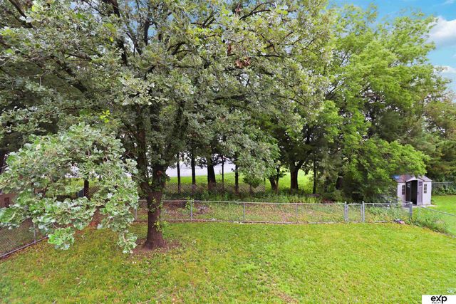 4000 N 23 Street N, Lincoln, NE 68521