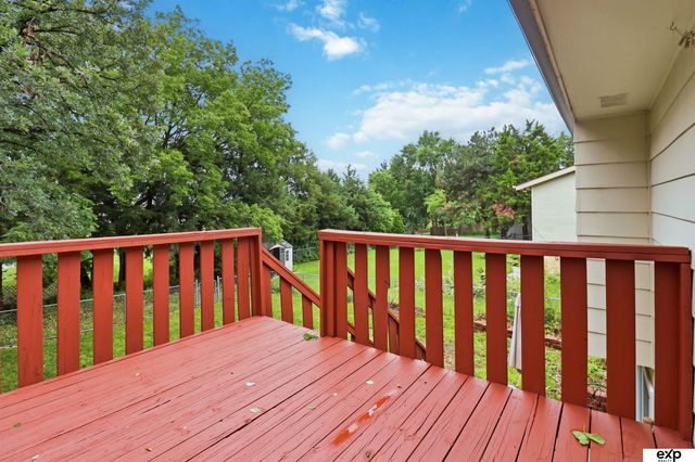 4000 N 23 Street N, Lincoln, NE 68521