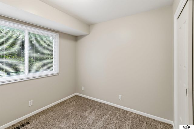 4000 N 23 Street N, Lincoln, NE 68521