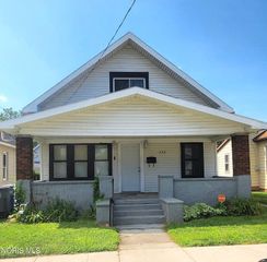 733 Redwood Avenue, Toledo, OH 43609