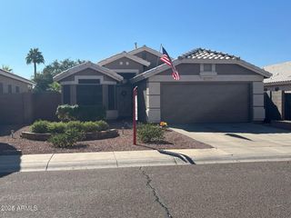 8747 W Adam Avenue, Peoria, AZ 85382