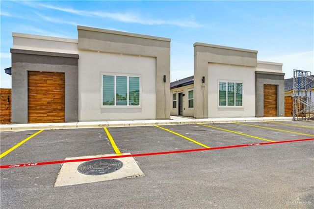 719 Coves Lane 3, Weslaco, TX 78599