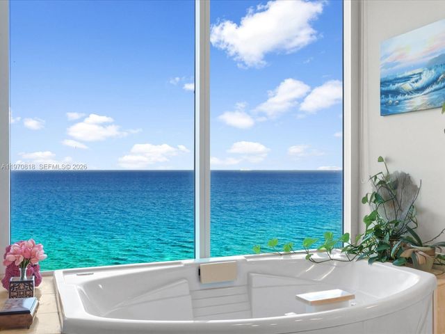 19333 Collins Ave 2304, Sunny Isles Beach, FL 33160