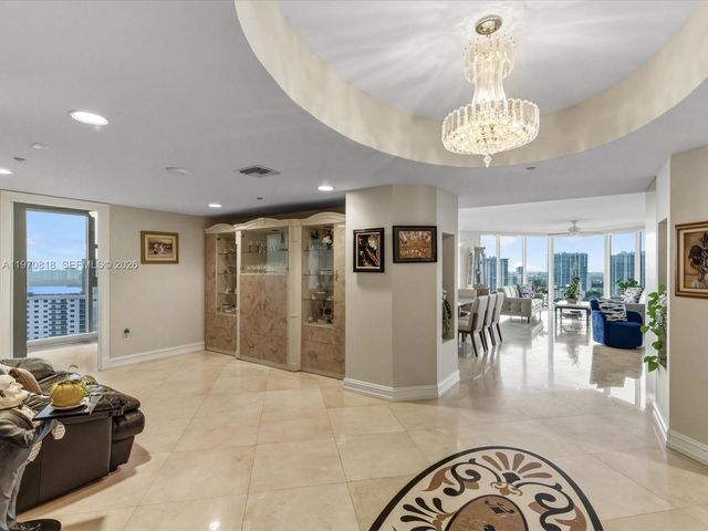 19333 Collins Ave 2304, Sunny Isles Beach, FL 33160