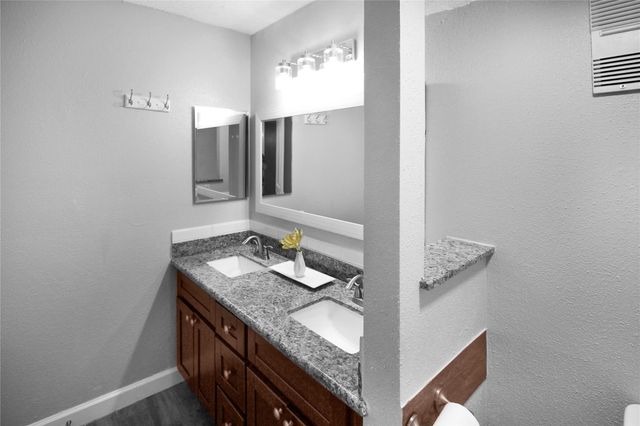 2800 Jeanetta Street 605, Houston, TX 77063