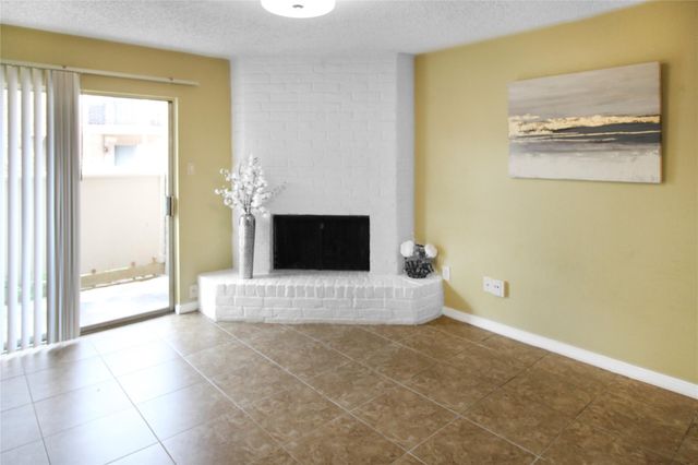 2800 Jeanetta Street 605, Houston, TX 77063