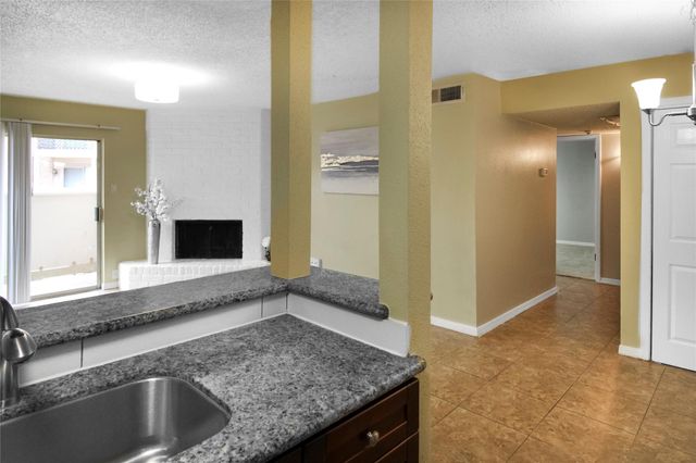 2800 Jeanetta Street 605, Houston, TX 77063