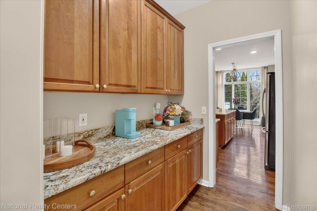 50145 Tottenham Court, Canton Charter Township, MI 48187