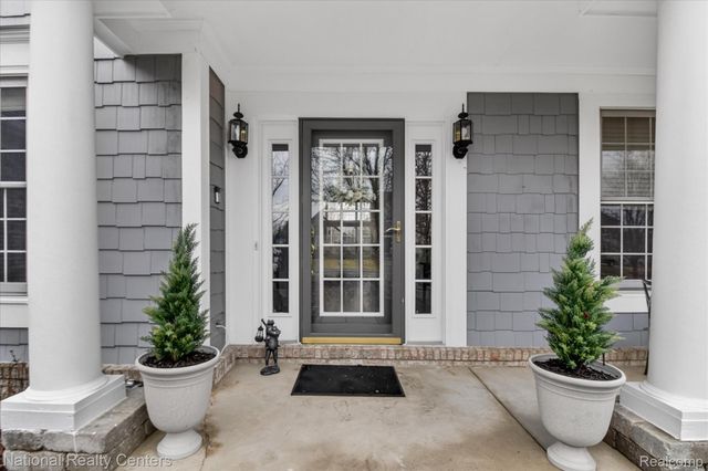 50145 Tottenham Court, Canton Charter Township, MI 48187