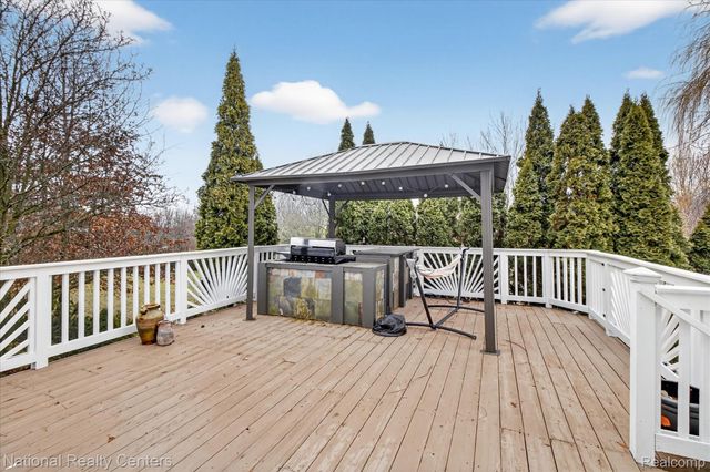 50145 Tottenham Court, Canton Charter Township, MI 48187