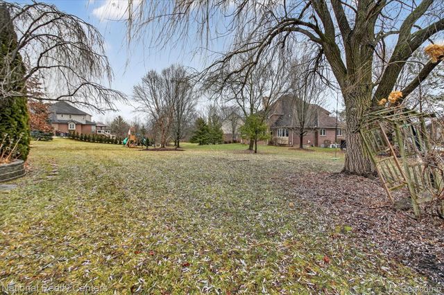 50145 Tottenham Court, Canton Charter Township, MI 48187
