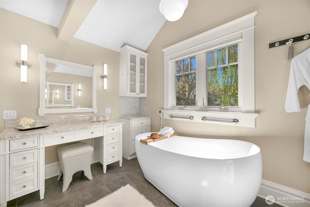 2234 Main Street, Ferndale, WA 98248