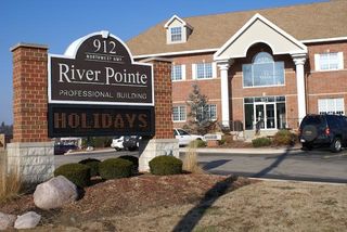 912 W Northwest Highway 106, Fox River Grove, IL 60021
