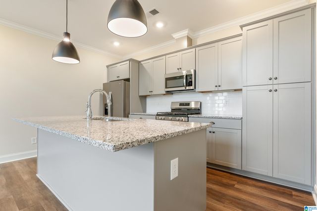 3540 BRAYFIELD LANE, Vestavia Hills, AL 35242