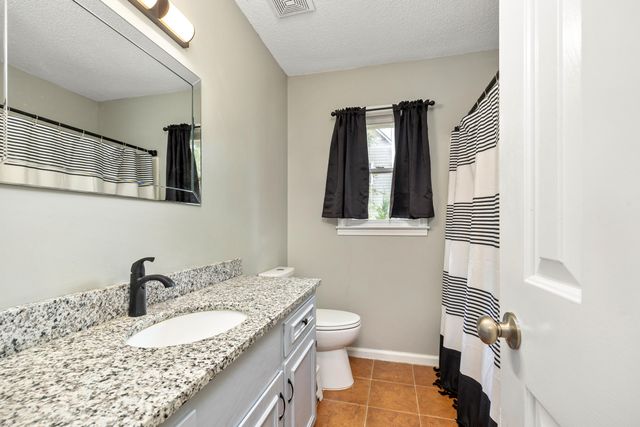 852 Club Lane, Sumter, SC 29154