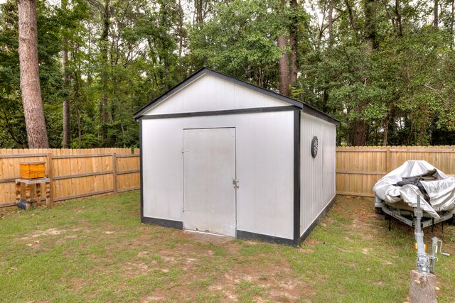 852 Club Lane, Sumter, SC 29154