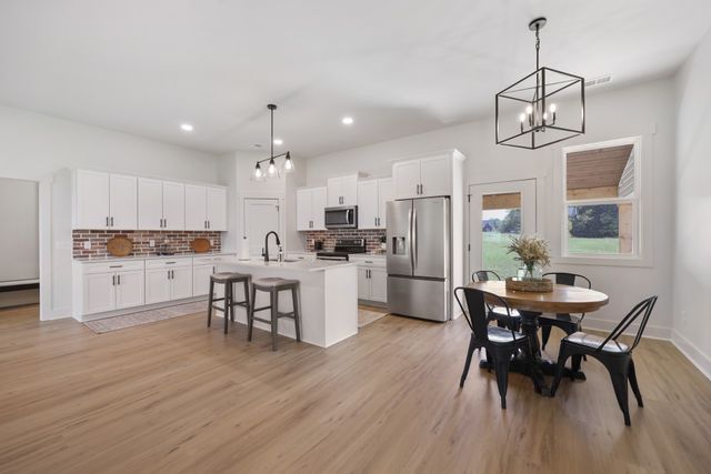 4031 Wells Rd, Springfield, TN 37172