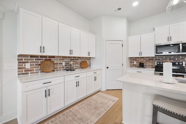 4031 Wells Rd, Springfield, TN 37172