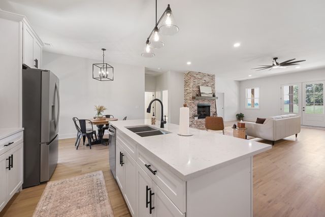 4031 Wells Rd, Springfield, TN 37172