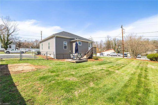 700 Mcconnell Avenue, Eden, NC 27288