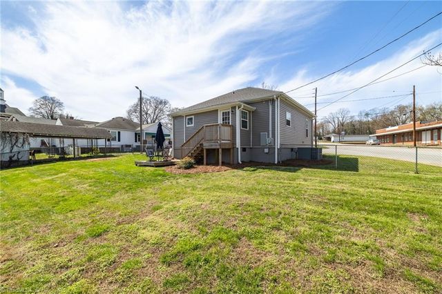 700 Mcconnell Avenue, Eden, NC 27288